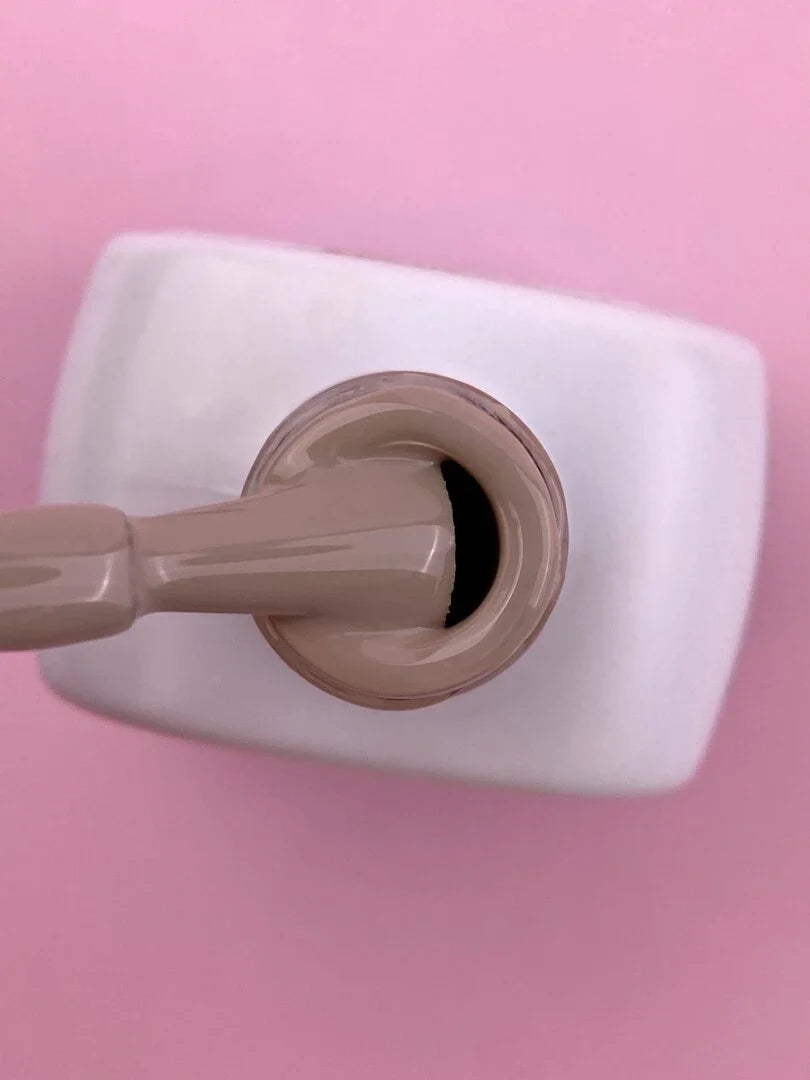 Lunamoon Color #241 (13ml) - Prémiový gel lak pro profesionály